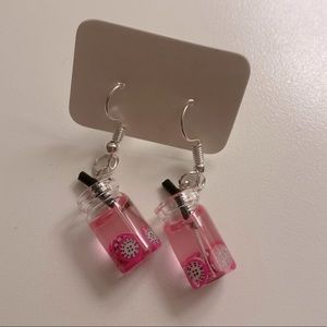 🌟4/$25🌟 Dragonfruit Earrings